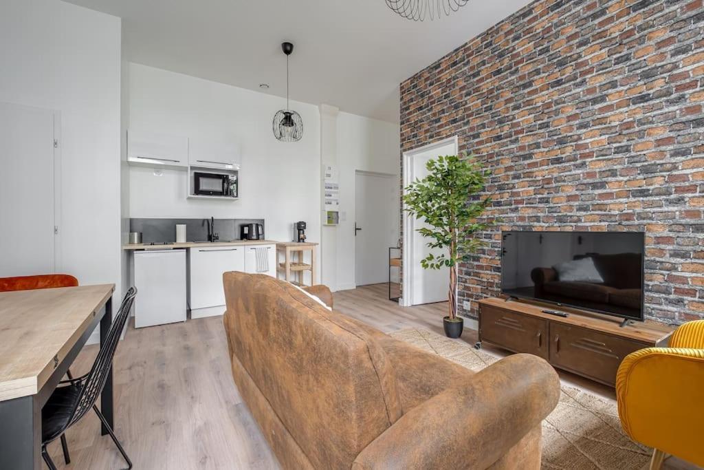 Grand Appartement «  City » Spacieux Et Moderne Сент Етиен Екстериор снимка